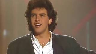 Glenn Medeiros - Long and lasting love - Studio performance 16/10/1988 chords