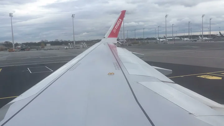 ✈︎✈︎  Airbus A320 NEO Startup Engine Sound LOUD! | PTU | CABIN INTERIOR  ✈︎✈︎