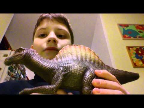 iLUKA.com Video 1: O Dinozavrih