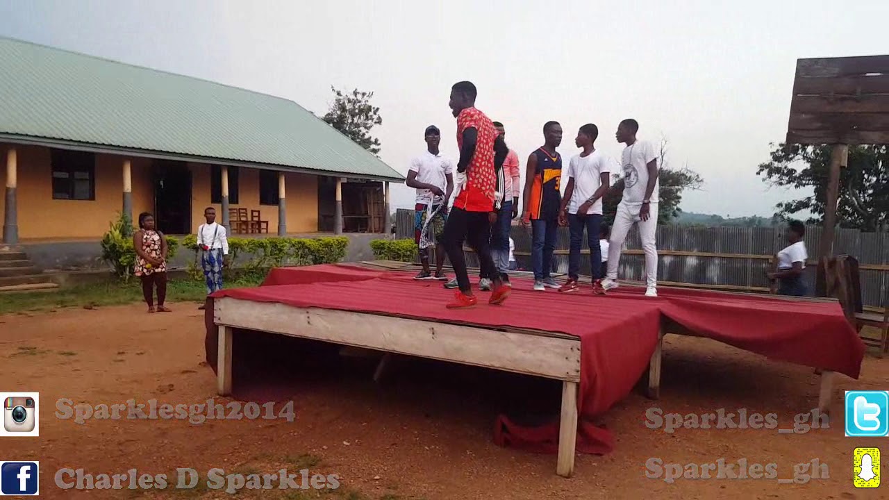Sparkles dance to Angela by kuami eugene - YouTube