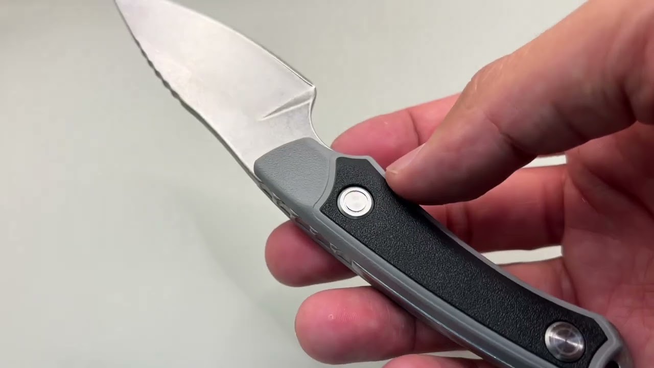 Нож с фиксированнным лезвием Buck ALPHA SCOUT SELECT GREY/BLACK 662GYS