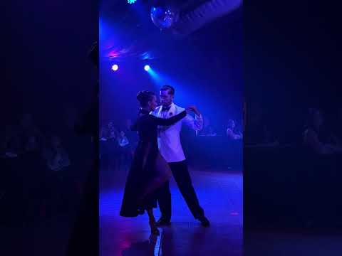 "Carlos Di Sarli - Derrotado" Laly Torres y Ramiro Almirón Milonga D'Mente 1/4