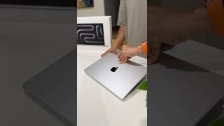 M4 pro Macbook pro 14” Silver unboxing #shorts #macbookpro #m4pro #apple #subscribemychannel
