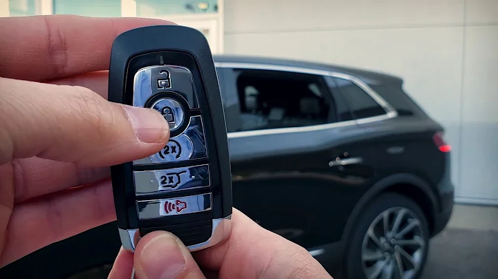 Rolling down the windows with the key fob on the 2020 Lincoln Nautilus