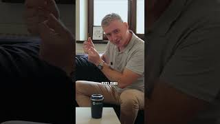 Kiedy rozmowa schodzi na pieniądze 💸 #perzynamalarz #rozwojbiznesu #podcast #śmieszne #shortvideo
