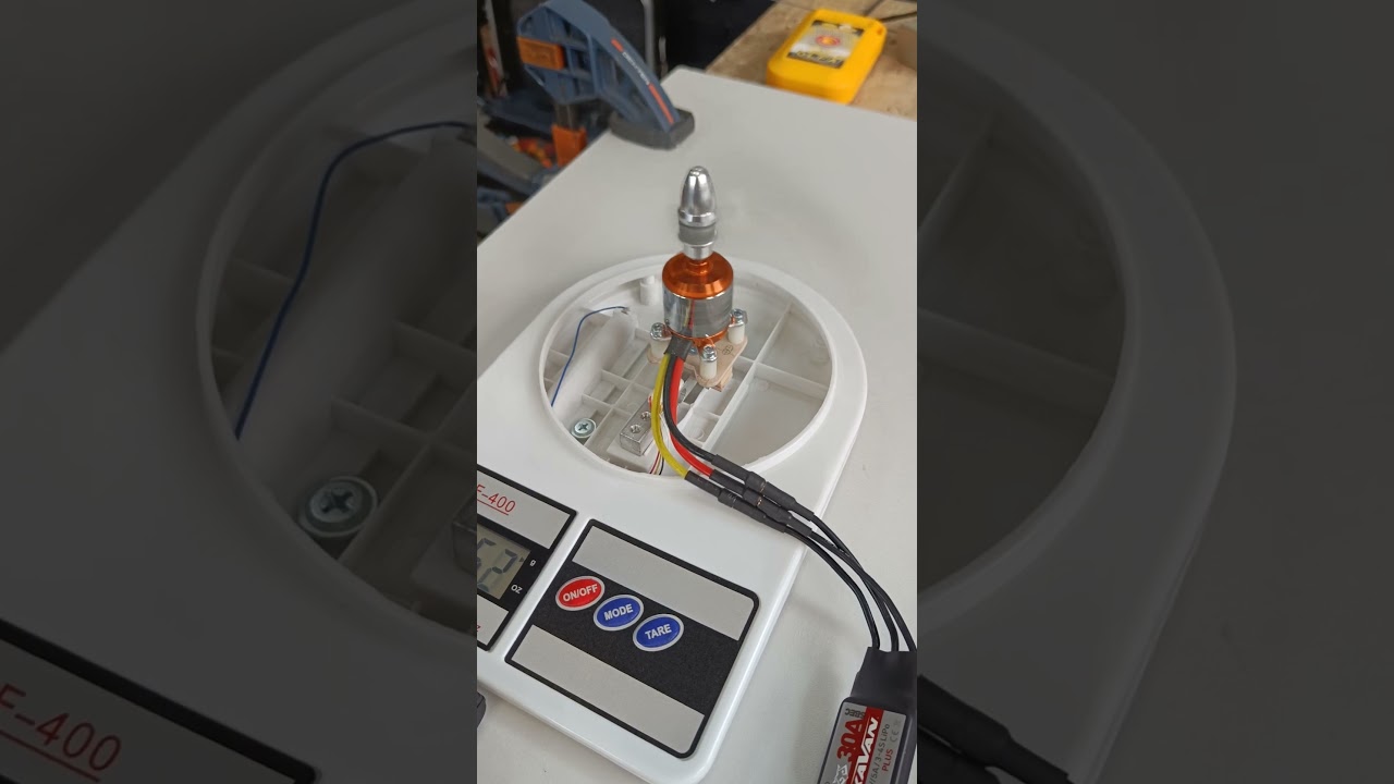 D2836 1120KV + APC 10x3,8