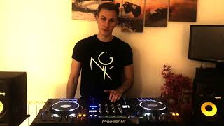 Spinback Echo Chop DJ Trick Tutorial - Pioneer XDJ-XZ