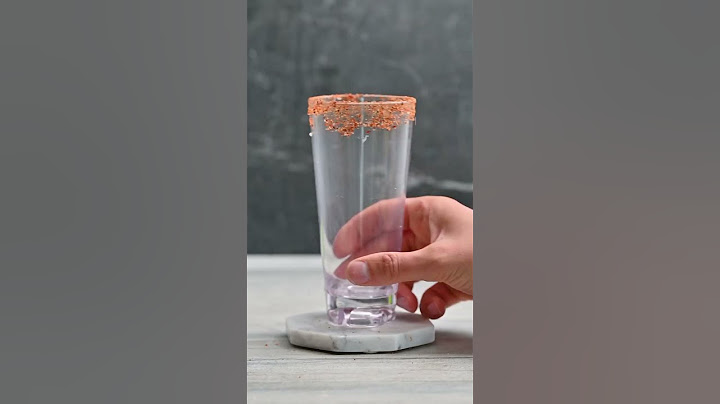 🍸 This is the best spicy cocktail! 🌶️💥 #cocktail #bar #drink #bartender #cocktailrecipe #recipe
