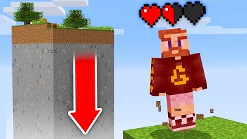 Minecraft, But Taking Damage Deletes Chunks...