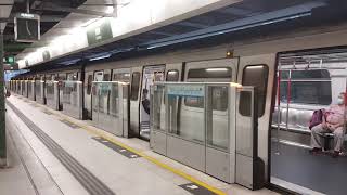港鐵港島線列車A153/A254關門(D781)