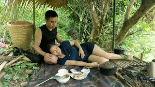 This strange man took care of me after I fell, hunted fish for soup, and cooked delicious rice