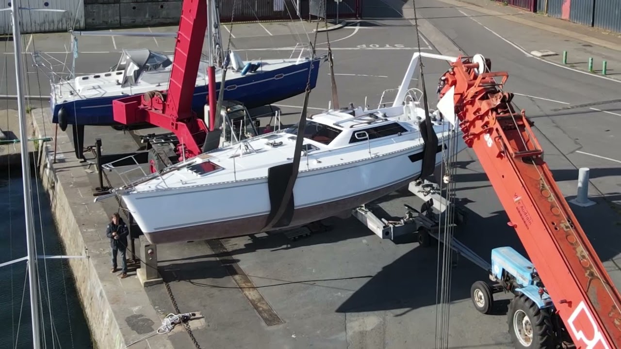 Mise à l'eau du voilier Kelt 39 