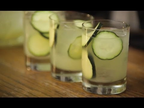 how-to-make-the-green-beast-cocktail---liquor.com