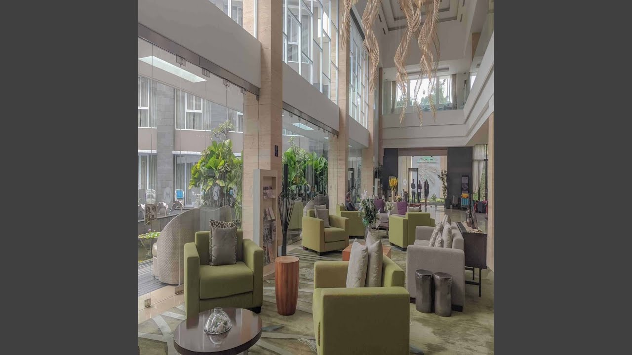 Background for Midweek Workcations