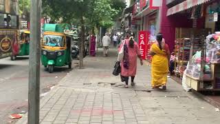 Malleshwaram Sampige road footpath is now free for pedestrians