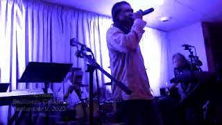 Somat sings Khmer Madizon song "ផ្កាក្រពុំ Pkah krapum"  with Motanakpheap Band in Bellflower, CA