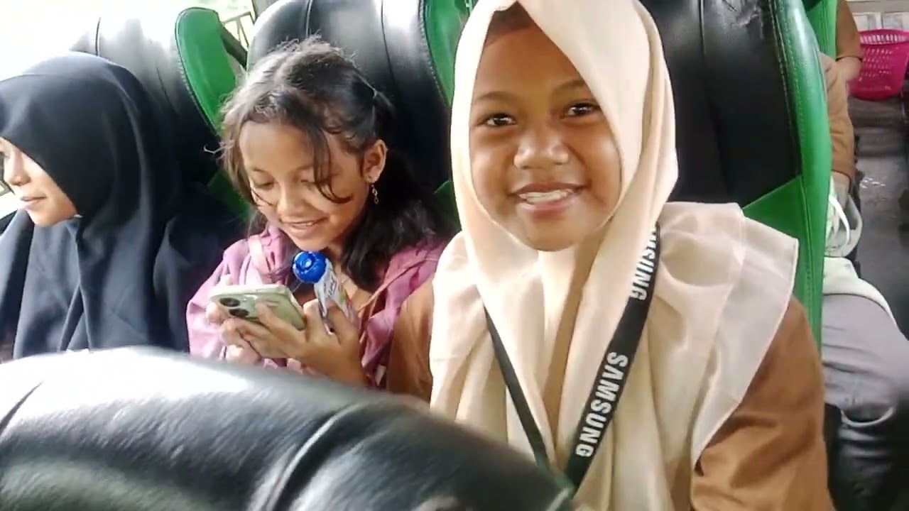 putra putri SD Rejosari,kec Gondang,Kab Tulungagung,16/12/25 ke jatim park