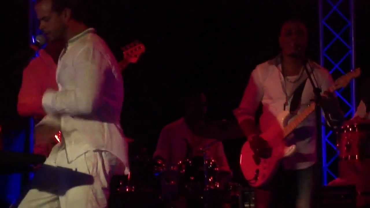 Didi Santana DEGA live "Stephanie"