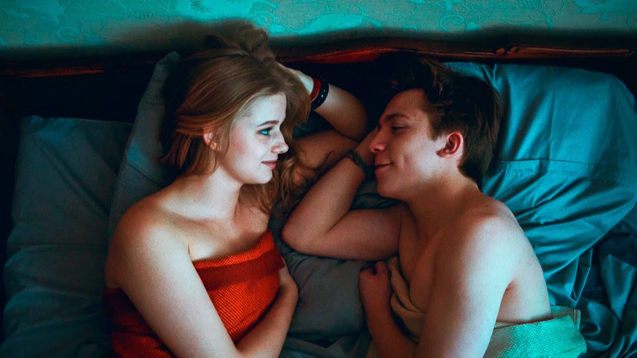 Космос открывает тайны… а на Земле рушатся семьи. Частица вселенной. Все серии подряд