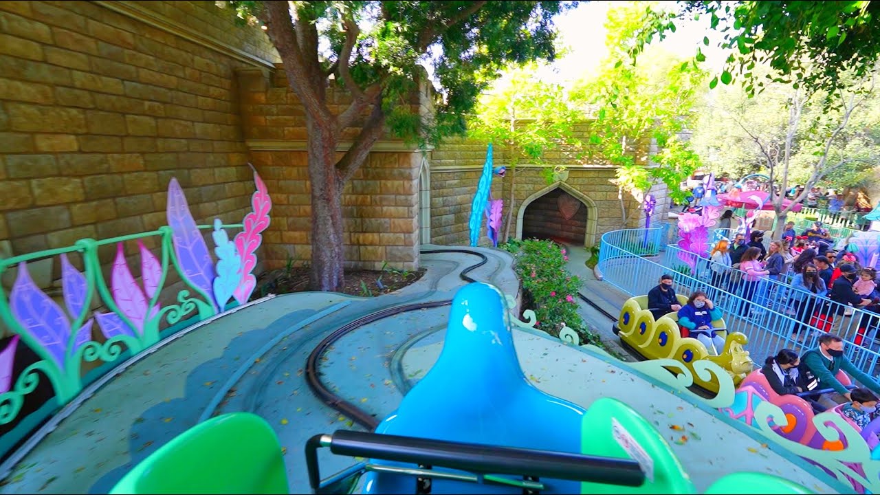 [December 2021] Alice In Wonderland Ride At Disneyland - LOWLIGHT