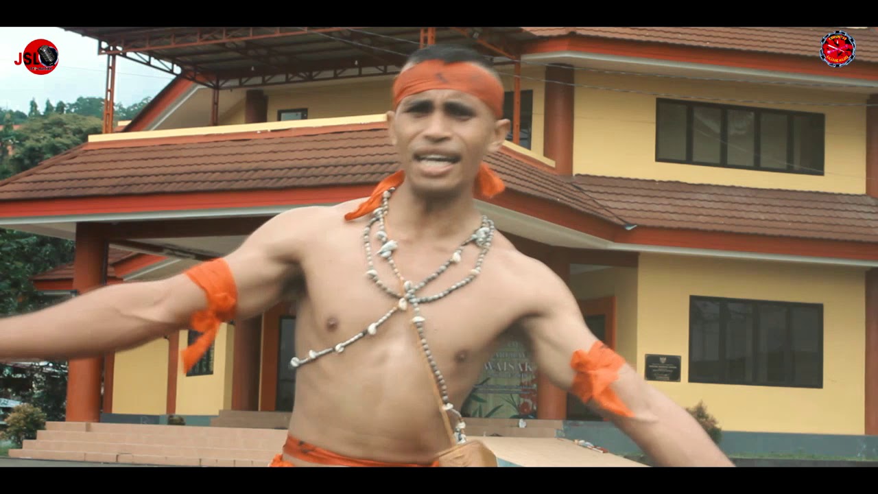 KOMUNITAS KALESANG MALUKU : MEDLEY GOYANG CAKALELE ALIFURU BRIPKA BASTIAN TUHUTERU, S.Pd