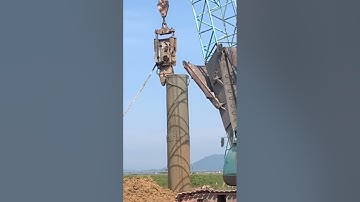 Rút ống vách sầu 20m bằng búa rung