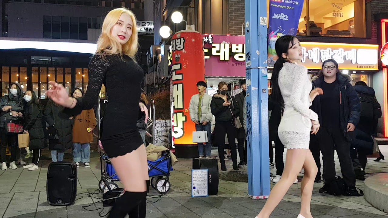 2020년2월13일 클락팀 여신홍정인 지각안했다. 리더지은님 아파서버스킹안함 ㅜㅜ 클락팀 2인으로버스킹 2번