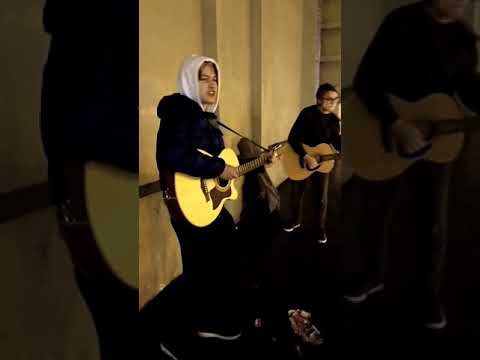 Лсп-тело спели на улице