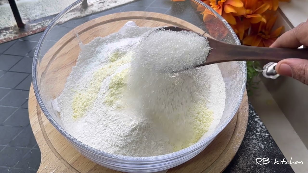 অল্প সময়ে সহজ ভাবে  ২ রকম পাটিসাপটা পিঠা রেসিপি  ॥ Patishapta Recipe In Bengali