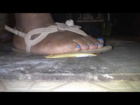Pretzels walkover crush in sandals