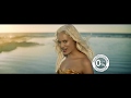 Реклама «Балтика 0» - Блондинка в золотом платье «обожает освежать»