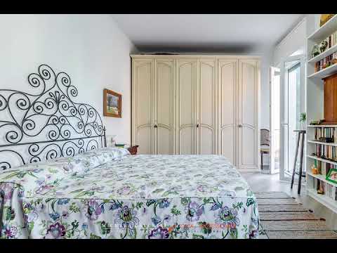 Video VIA SAN DONATO 158