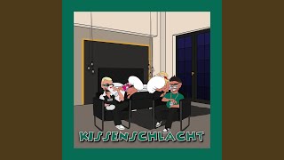 KISSENSCHLACHT - Jamule & FOURTY