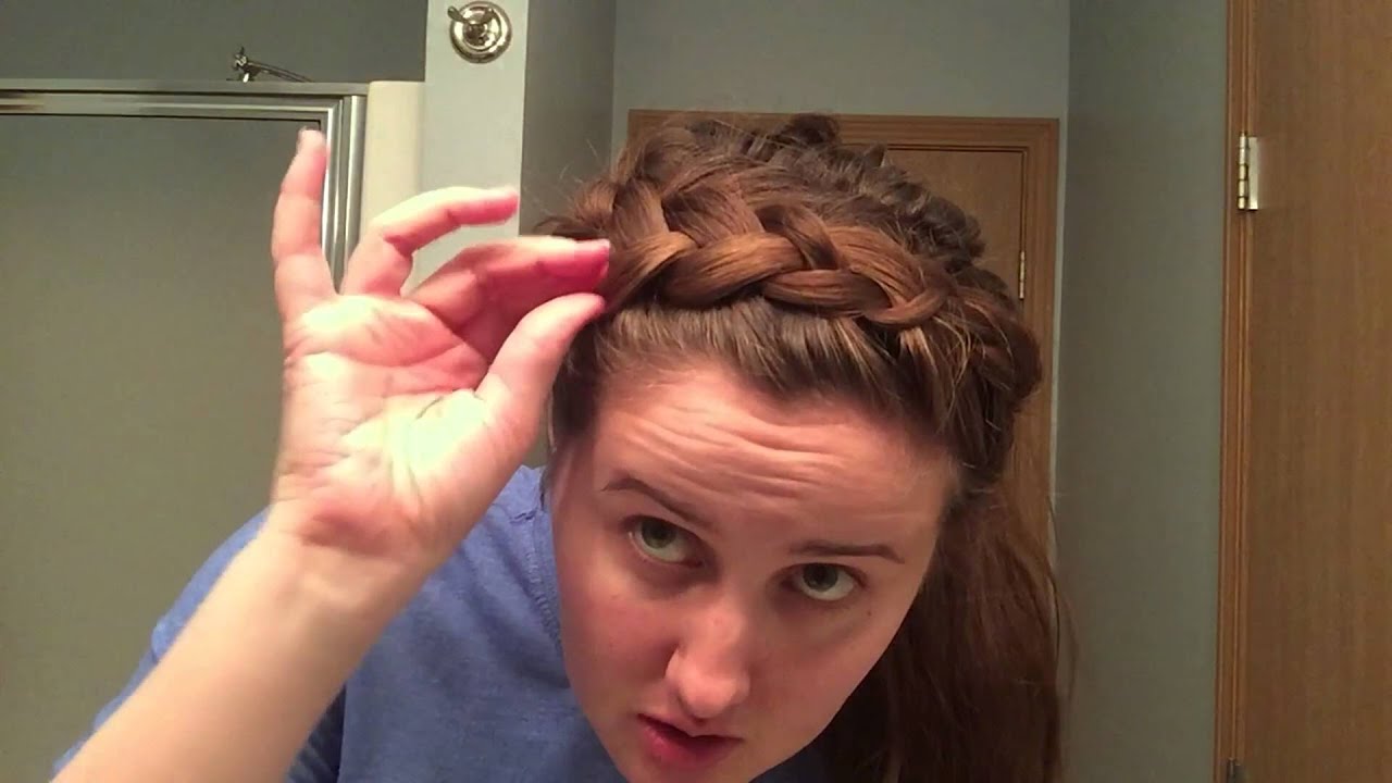 3 - one hair tie - dirty hair - quick hairstyles