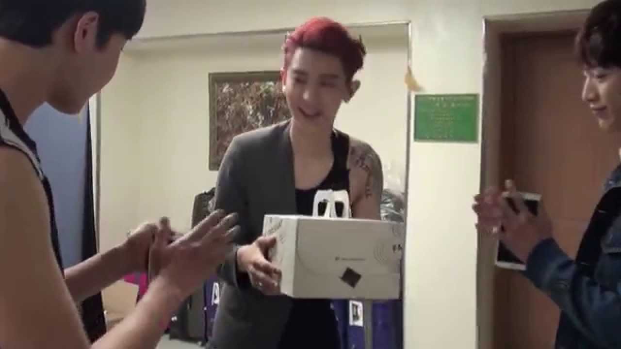 [SBS ROOMMATE] 룸메이트, EXO콘서트 응원가다!