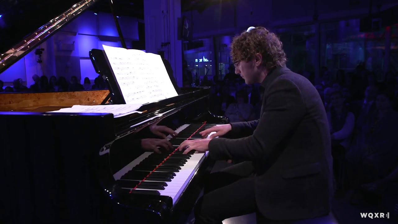 Teddy Abrams performs his "Border" for solo piano