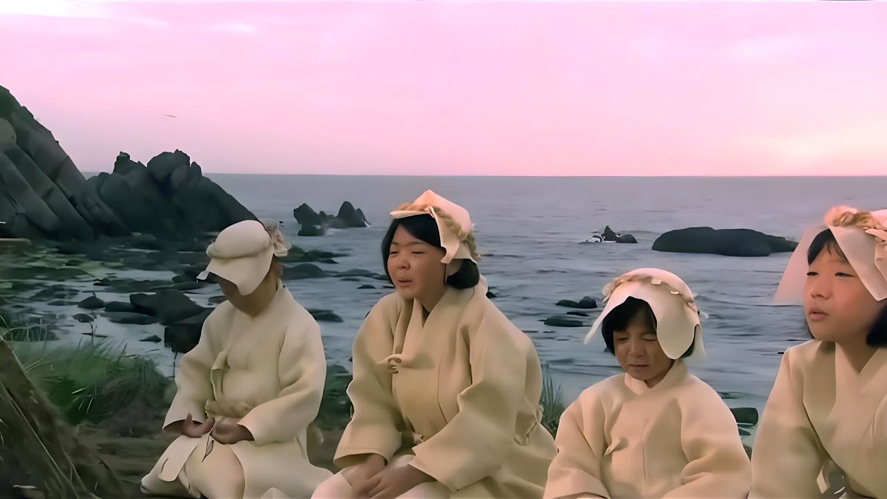 The poor children suddenly lost both their parents. How will they survive?