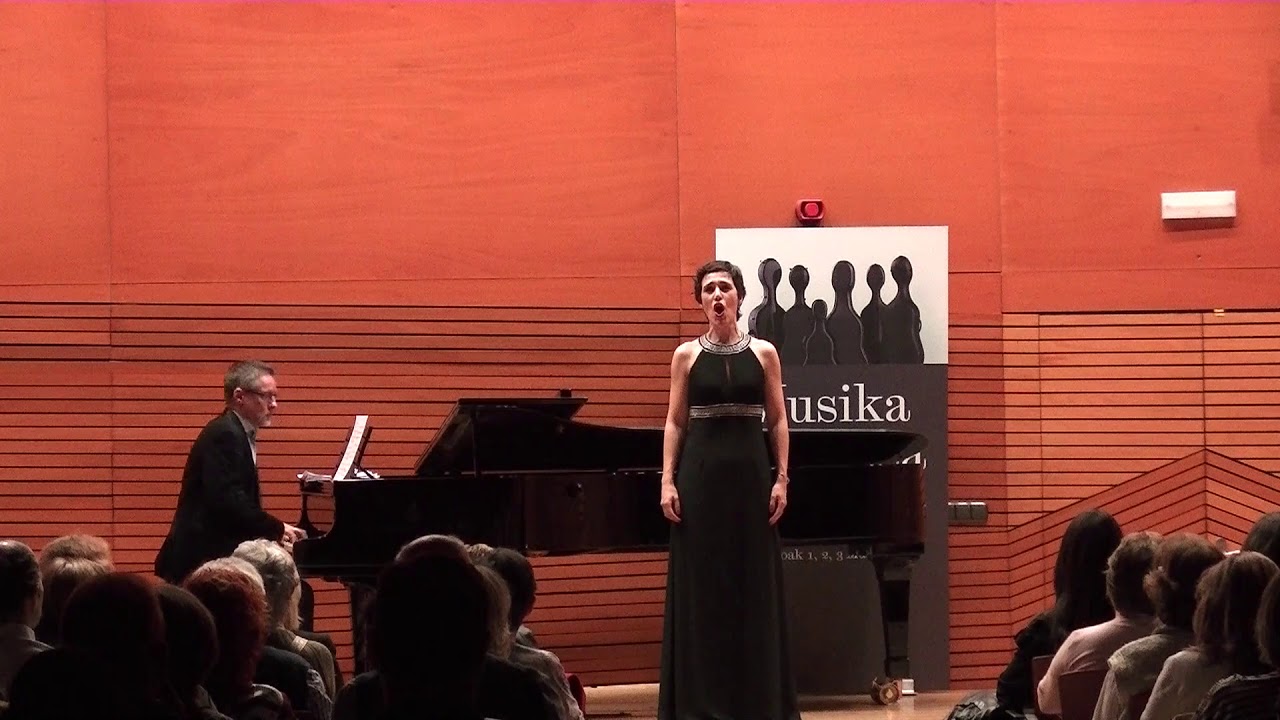 The crucifixion - Samuel Barber (Arantza Ezenarro / Aurelio Viribay)