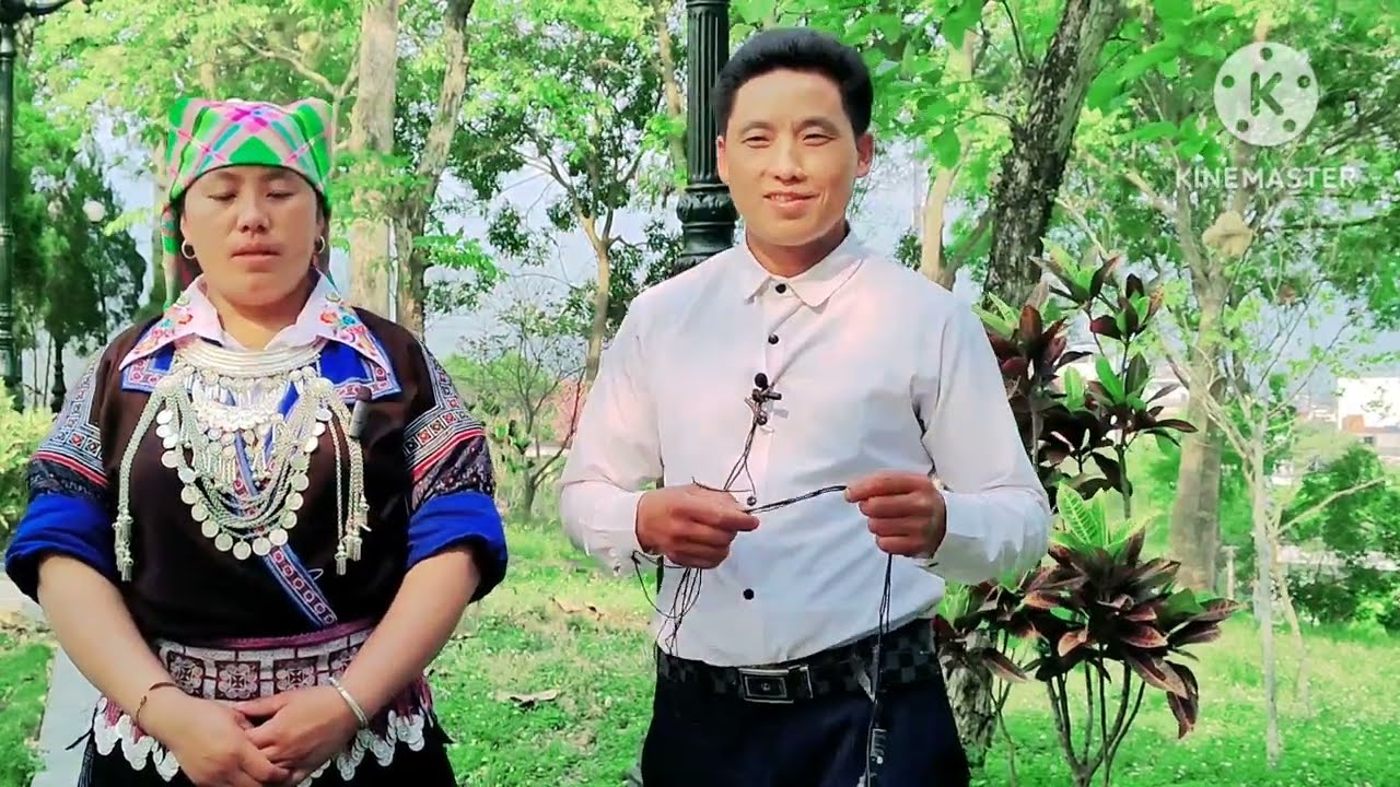 Vaj Thoj thiab Xub Ham hu kwv Txhiaj sis san mus txeg zoo kho siab kawg 24