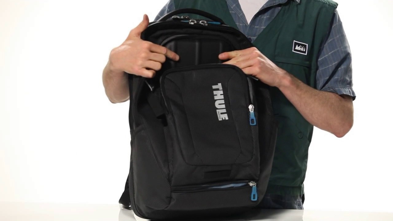 thule 32 liter crossover backpack