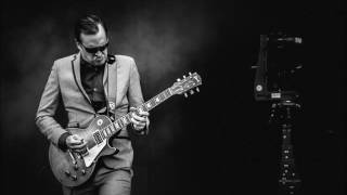 Video thumbnail of "Joe Bonamassa - Bloodline - The Storm"