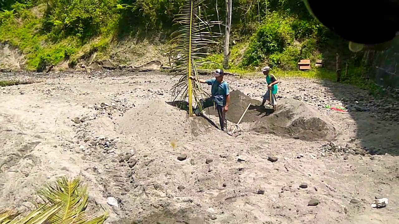 Perjalanan Pulang Jalan Tetep Ekstrim - Gunung Kelud learn colours hello kitty