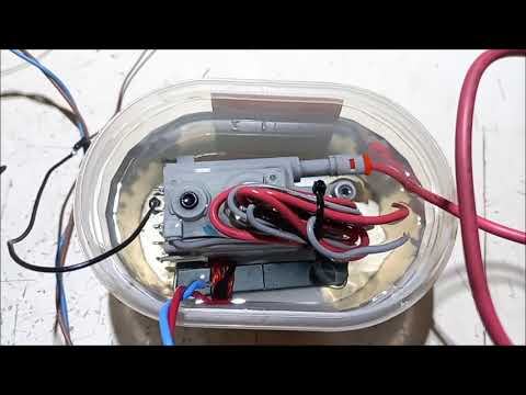 How to Modify a DC Flyback Transformer in AC (without opening it) + Flyback in Tesla Coil Mode