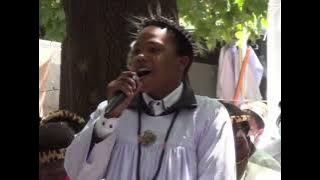 Lethuxolo Mbuli ft Sambulo Gumede-Qiniselani nina maqhawe