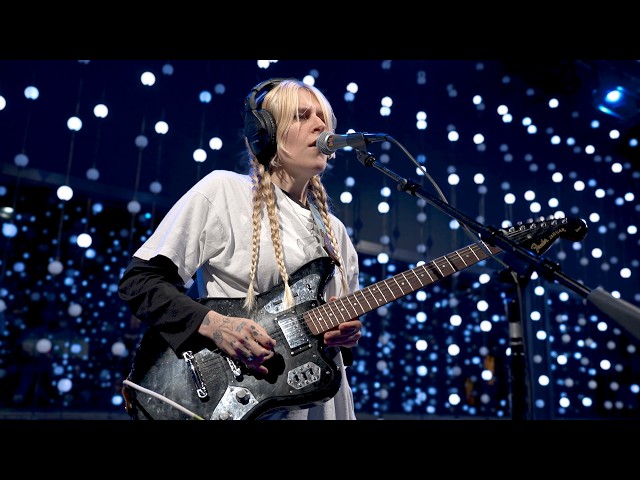 Lala Lala - This City (Live on KEXP) - YouTube
