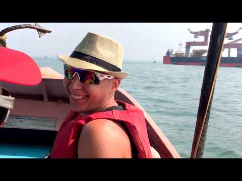 Нефть,качаем нефть мой друг показал свои НЕФТЯНЫЕ ВЫШКИ,на ГОА