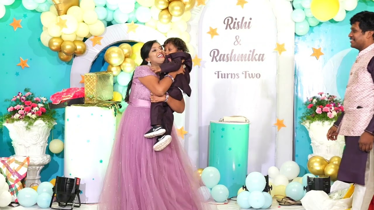 Mom's dance performance on Son's birthday 🎂😍🤩