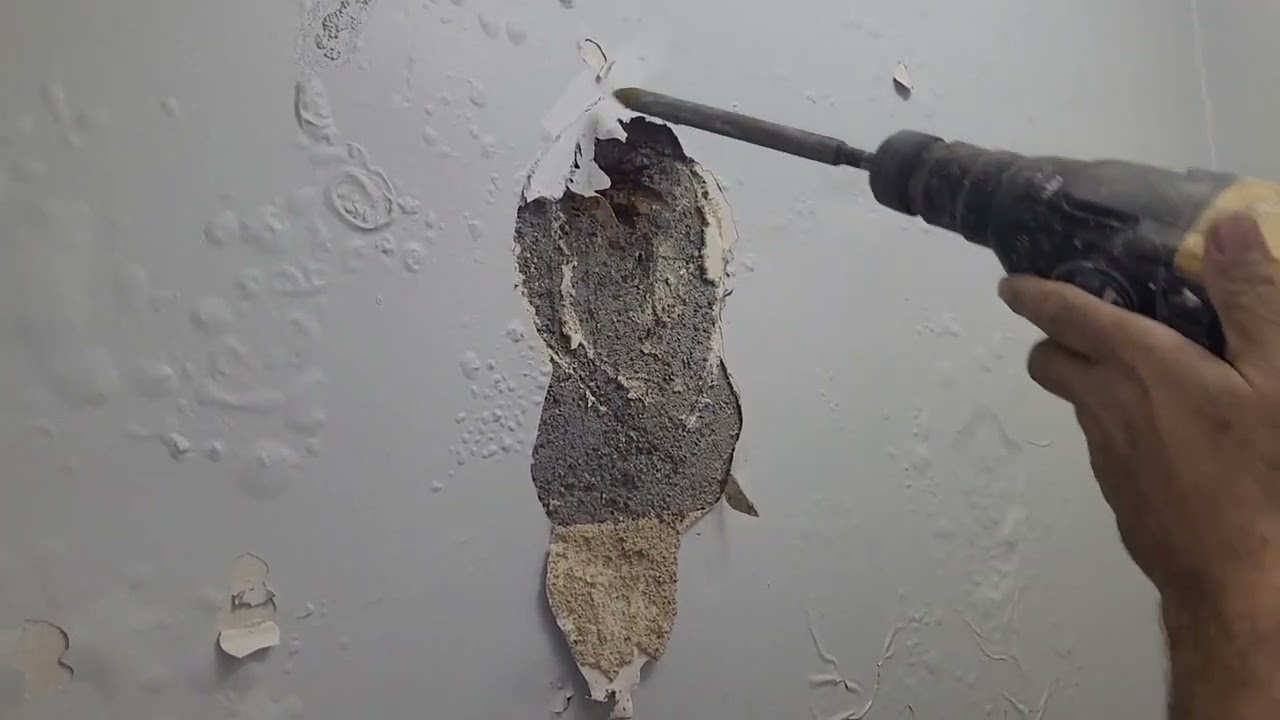 Üst Kattan Sanılan Su Kaçağı Alt Kat Daireden Çıktı / Üst kat boşa kırıldı