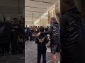 Пётр Ян | ФАНАТЫ СКАНДИРУЮТ | Встреча в отеле!