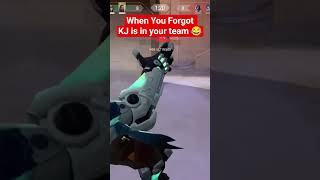 I tried to brake Swarm grenade 😂#viral #valorant #shorts #viralshorts #subscribe #gaming #funny #15k